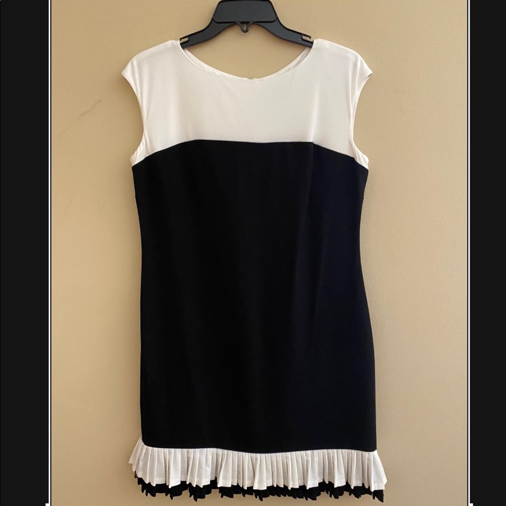 Studio One New York, size 8